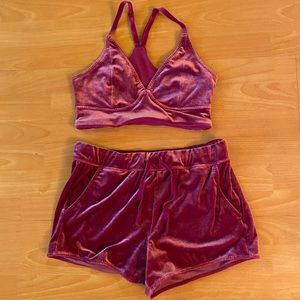 Fabletics Pink velvet Set
